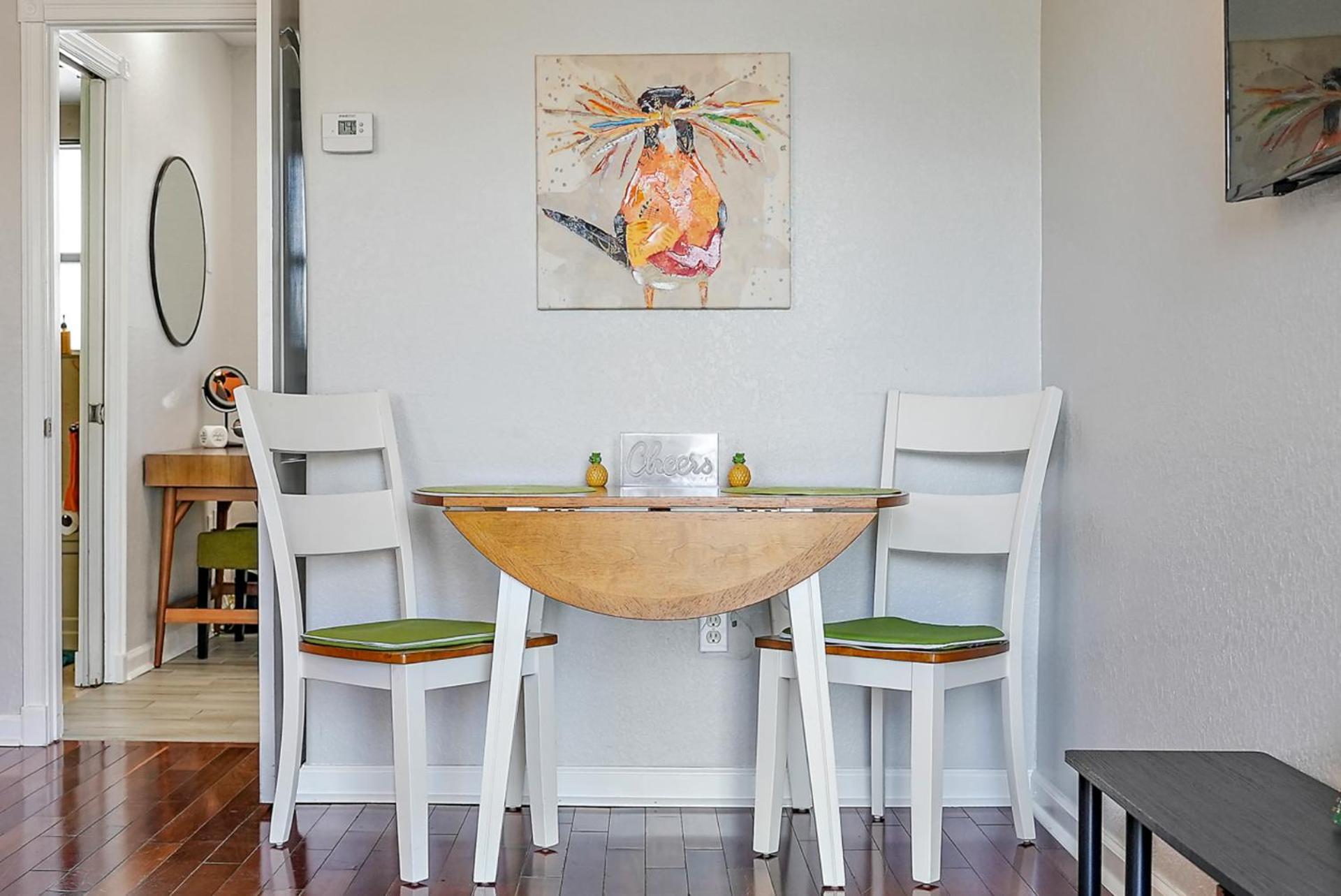 Itz A Vibe - 1 Bedroom Studio In The Heart Of Dtsp St. Petersburg Bagian luar foto